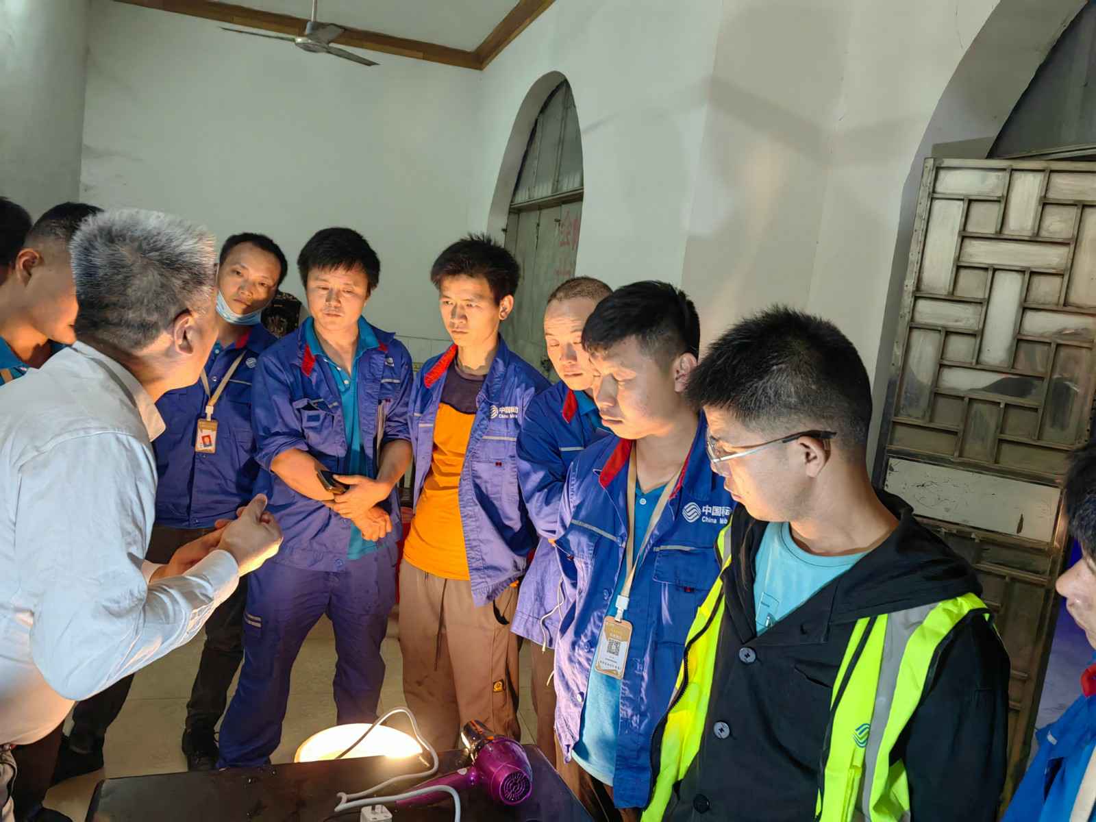 银川瀚宇视觉艺术咨询有限公司为中移铁通有限公司安全用电培训